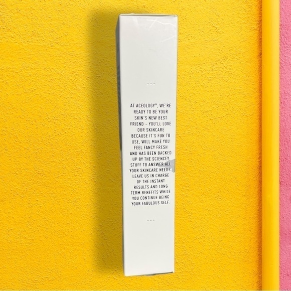 ACEOLOGY Detoxifying Treatment Mask MSRP $59 - Picture 4 of 10